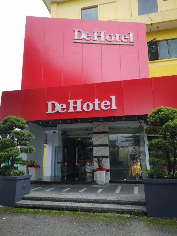 De Hotel Ίπο Εξωτερικό φωτογραφία