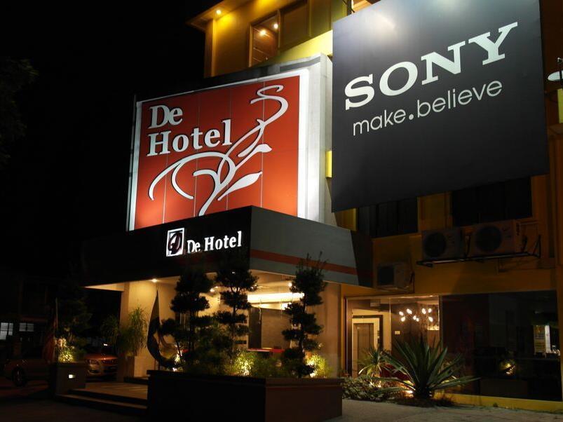 De Hotel Ίπο Εξωτερικό φωτογραφία