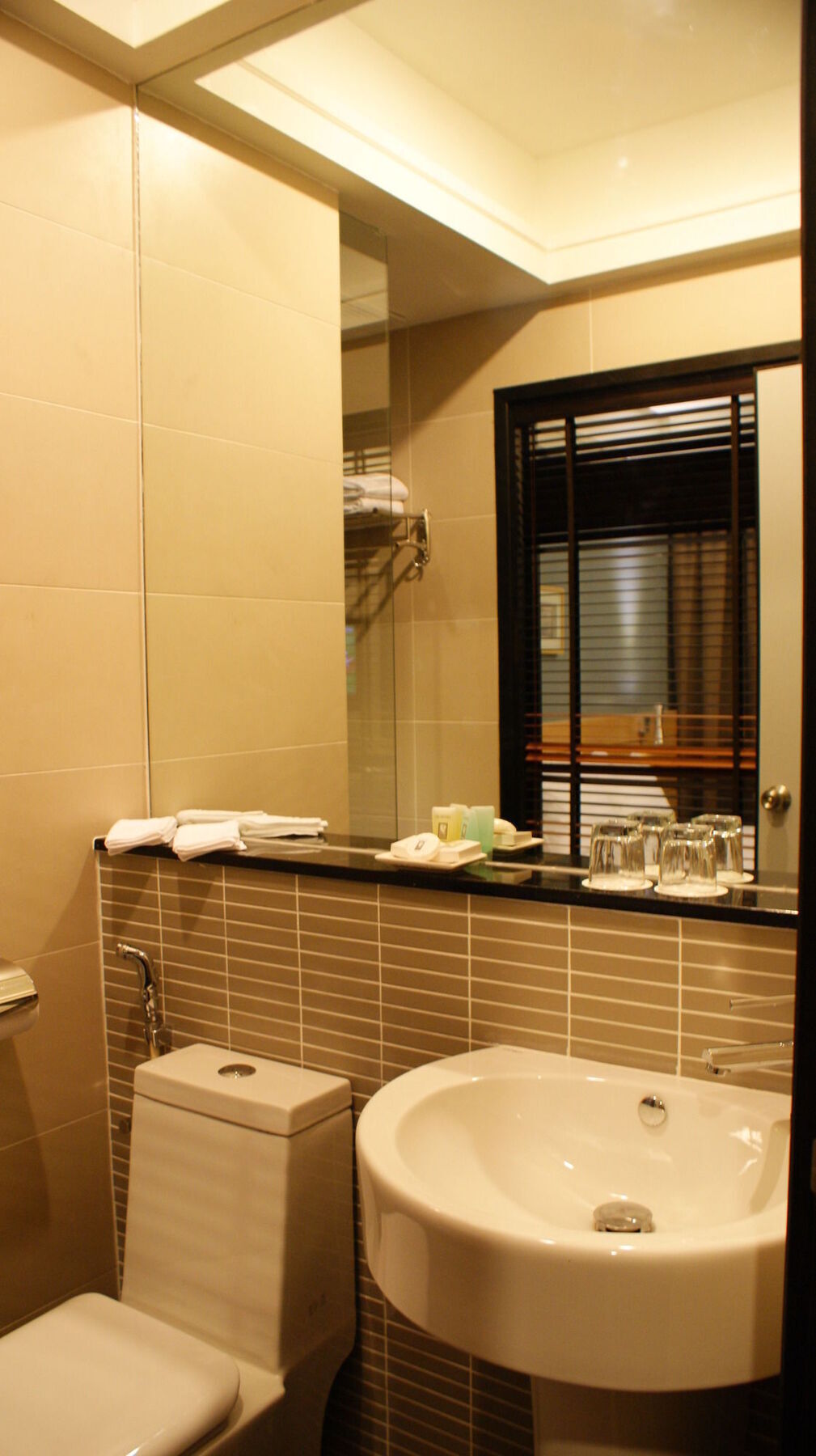 De Hotel Ίπο Εξωτερικό φωτογραφία