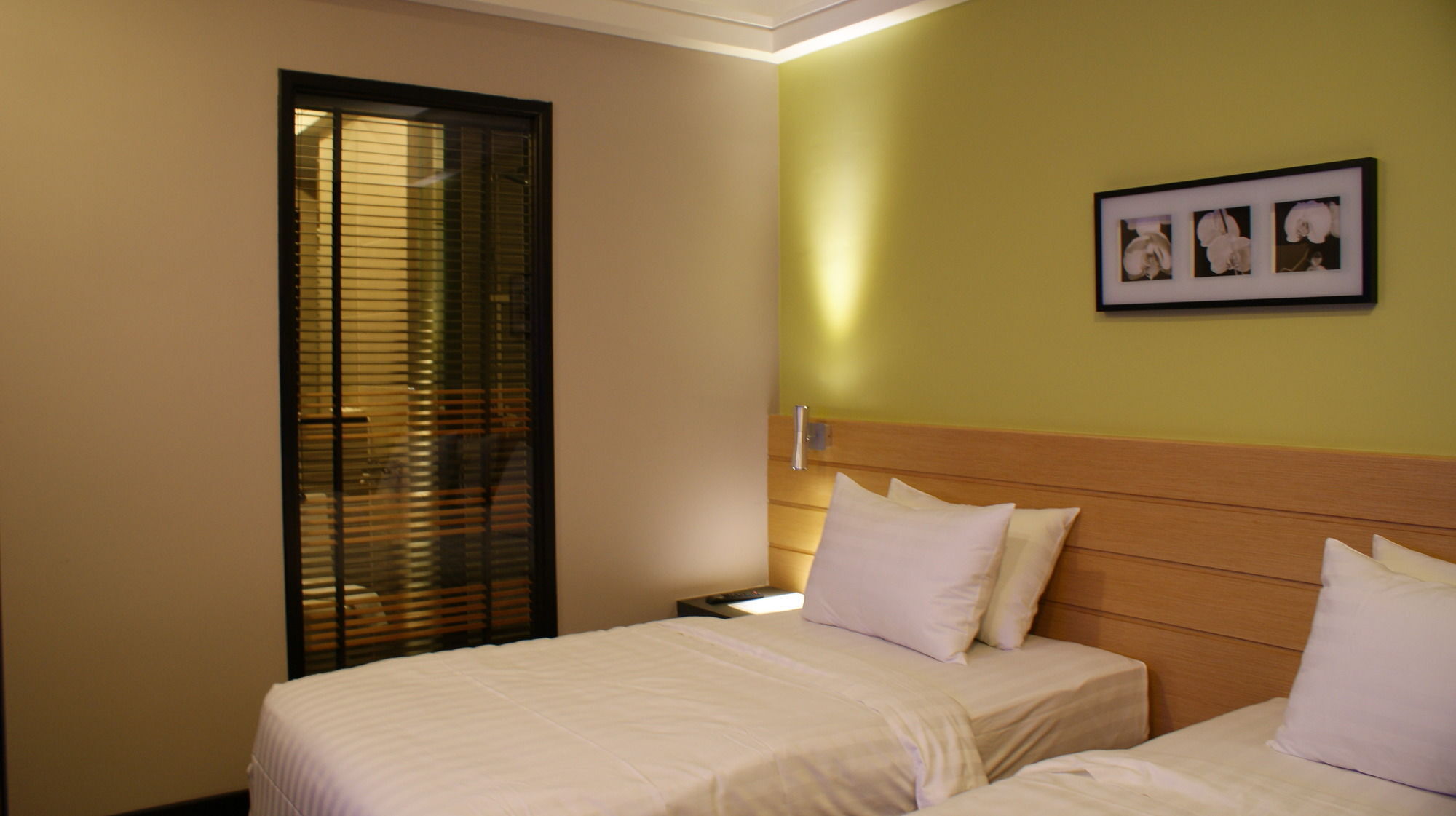 De Hotel Ίπο Εξωτερικό φωτογραφία